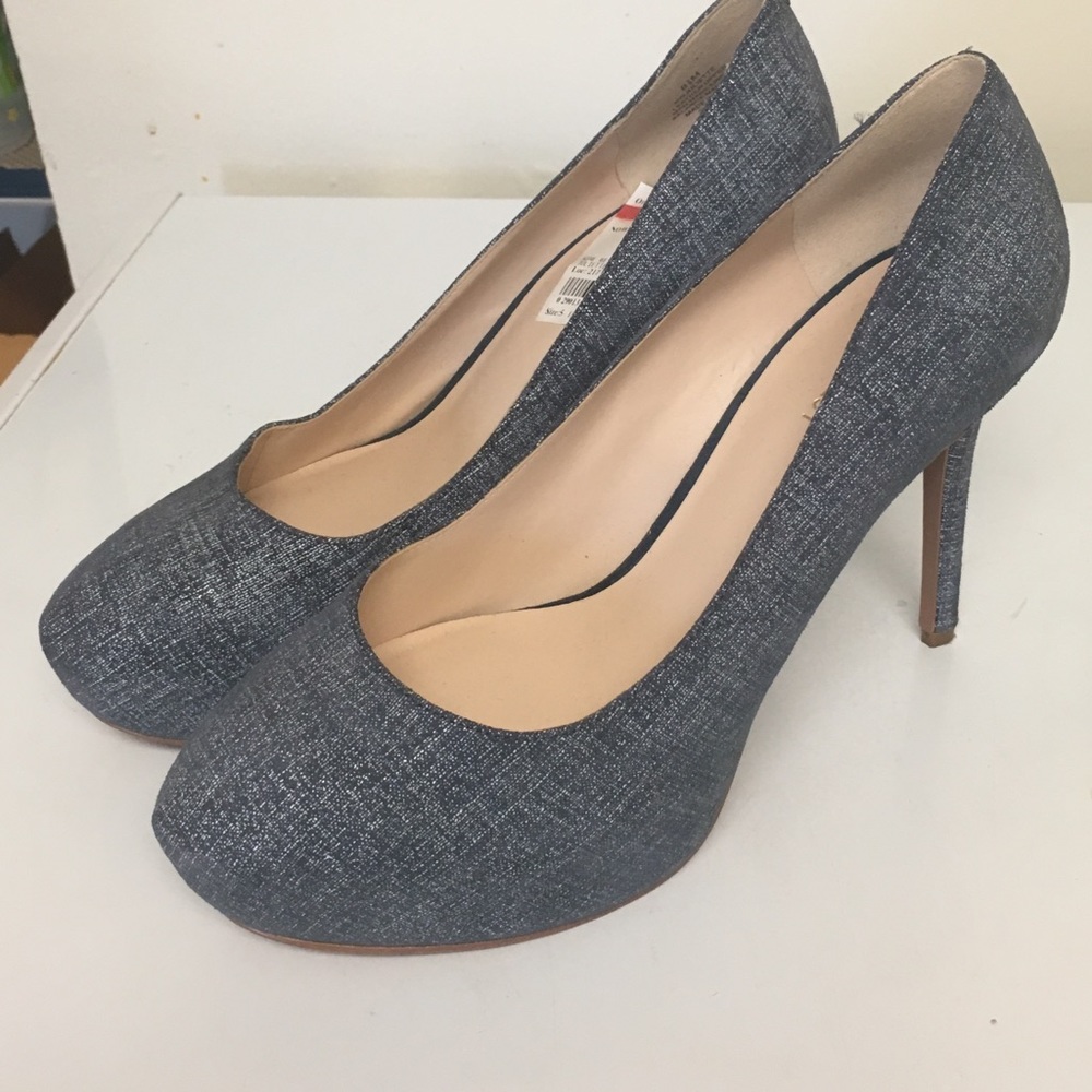 💥Nine West denim pumps