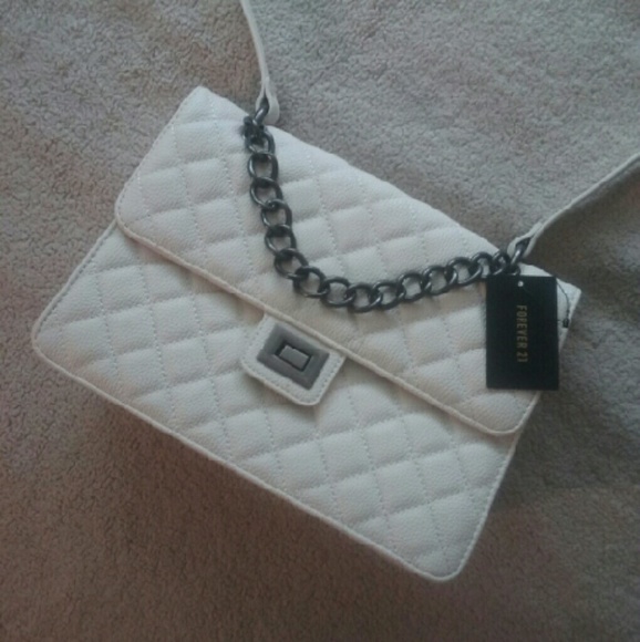 white shoulder bag