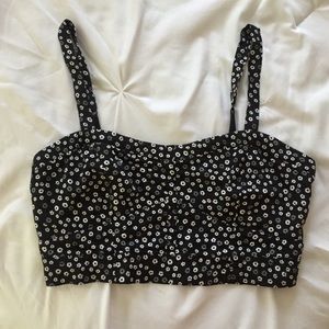 Bethany mota black and white floral crop