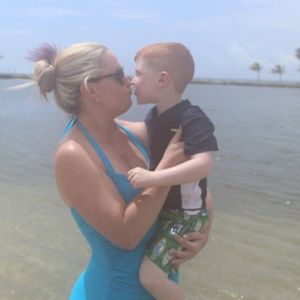 Meet your Posher, Alexis