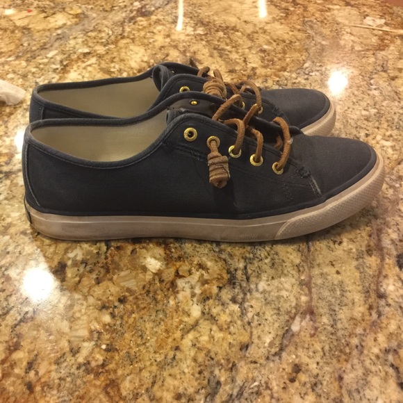 Women's navy sperrys - Picture 3 of 4