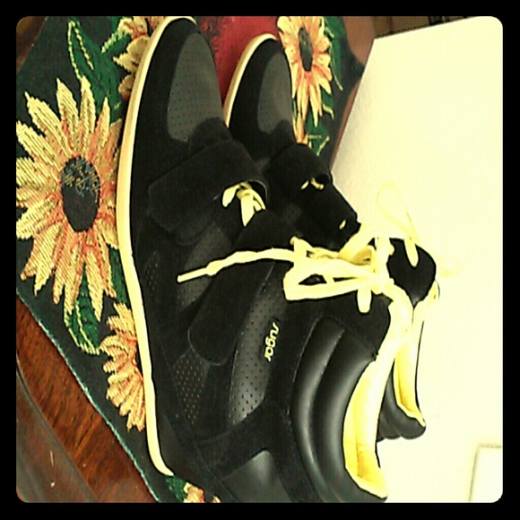 Wedge Tennis Shoes