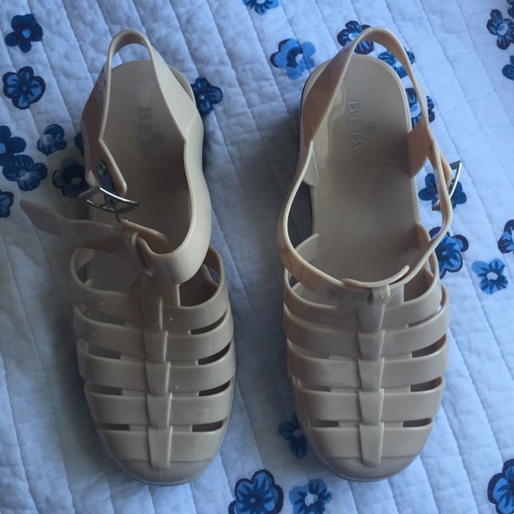 Nude jellies