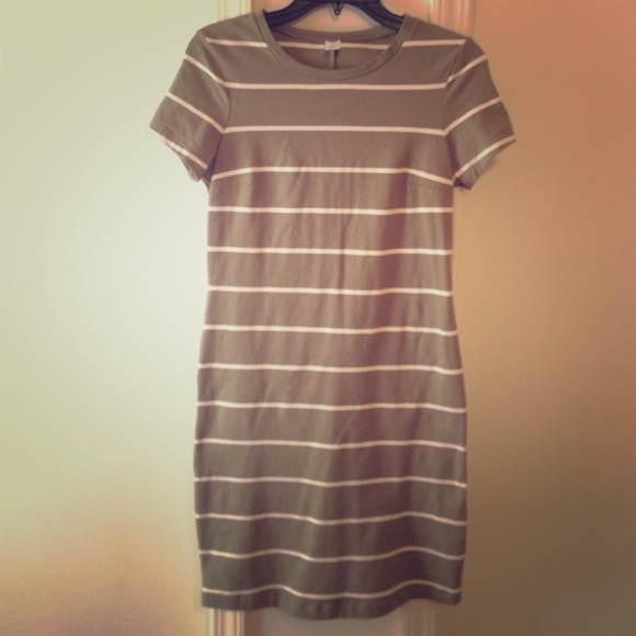 Olive green short sleeve dress