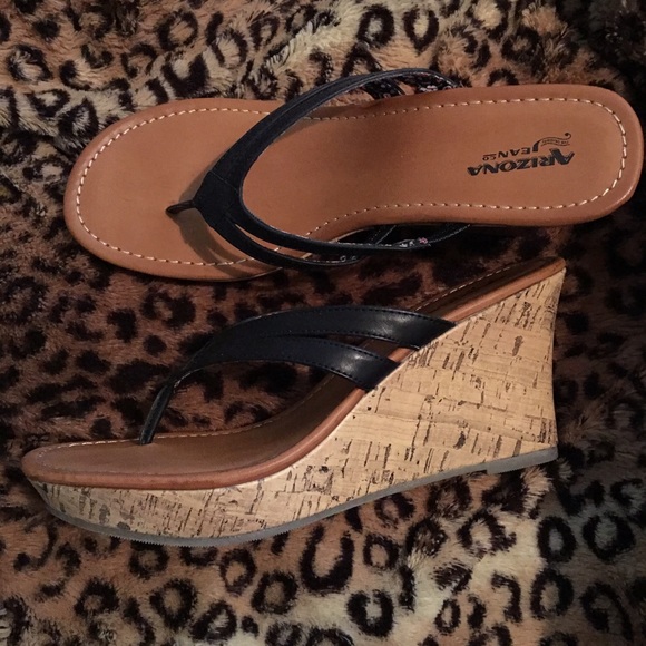 Arizona size 10 women's wedges