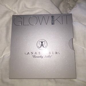 ABH Glow Kit Gleam