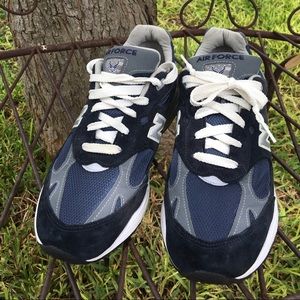 New Balance Air Force Running shoe MR993AF