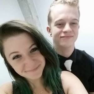 Meet your Posher, Carrie