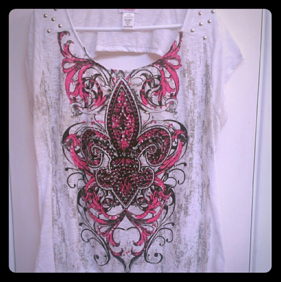 Flur de leisure print T with keyhole back