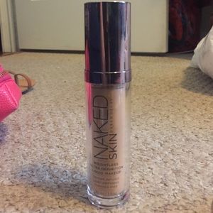 Urban decay naked skin 1.0