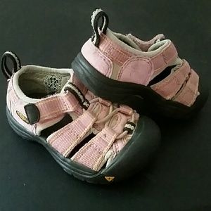 Keen sandals for girl