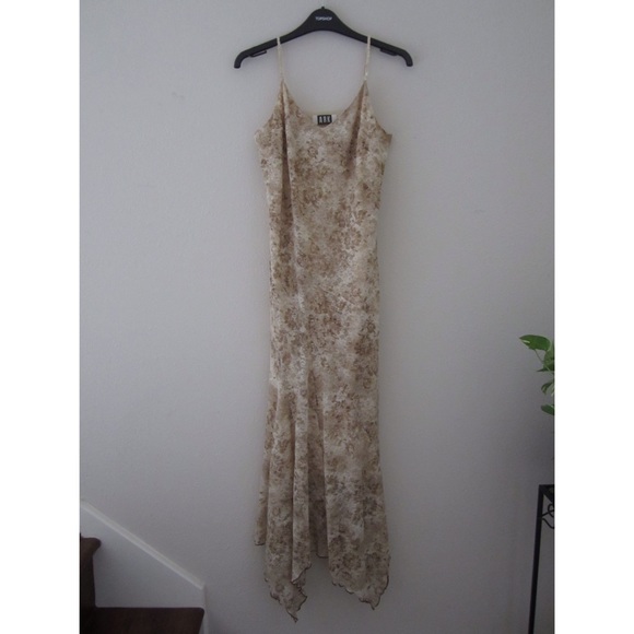 vintage dress / gown