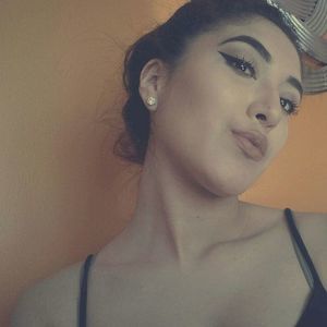 Meet your Posher, Daniela