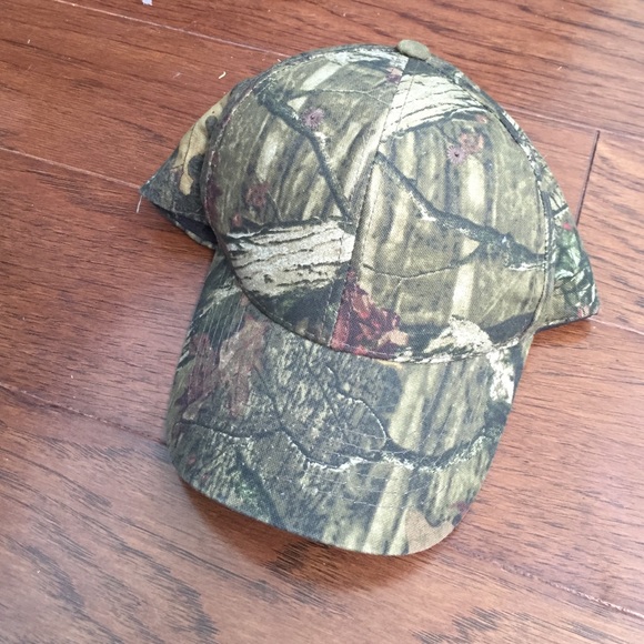 Camo hat