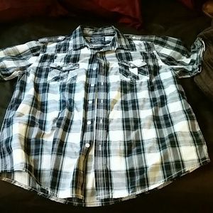 Men's short sleeve button up
