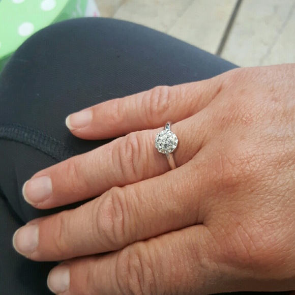 Ring - Picture 3 of 3
