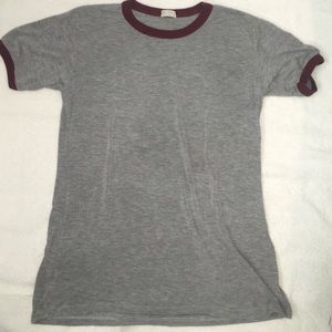Gray top with Maroon border