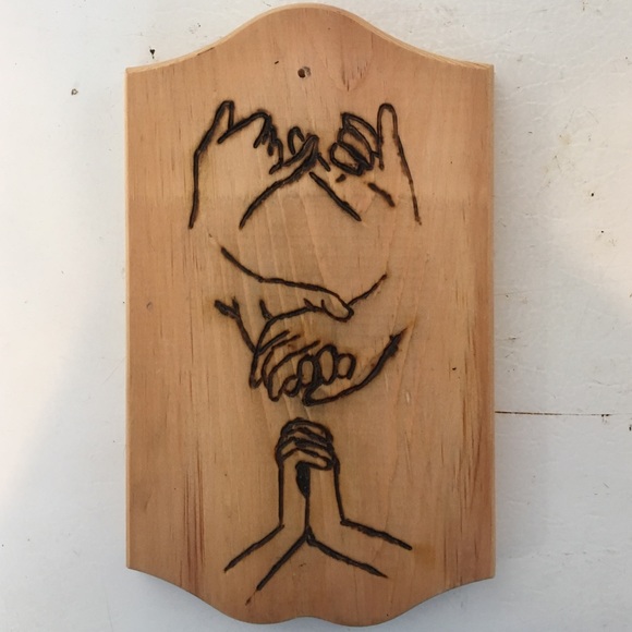 "Promise you love me?" Wood carving - Picture 1 of 1