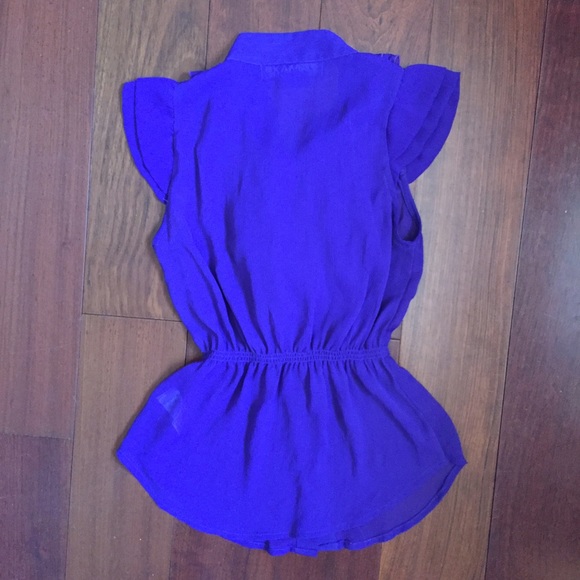 Ruffled Chiffon Blouse - Picture 3 of 3