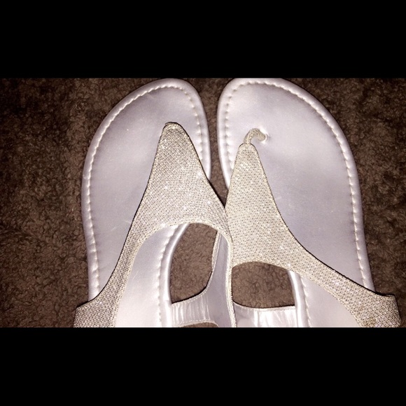 Sandals - Picture 2 of 3