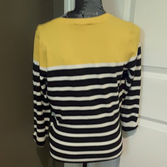 Cute sweater - Picture 3 of 4