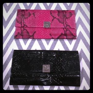 Traveling case for makeup brushes brand new