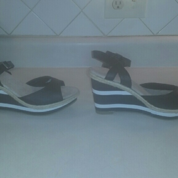 Old Navy Wedges