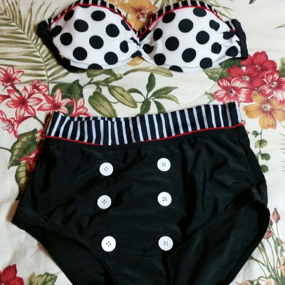 Black and white high waist swimsuit