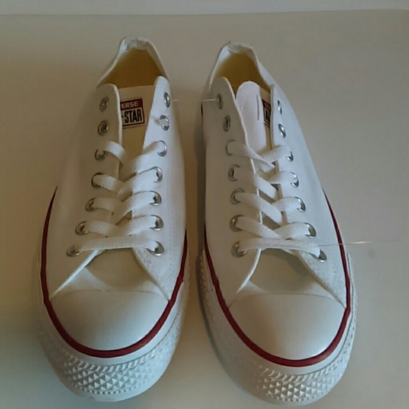 Converse Shoes - 😎One hour only 😍New White converse