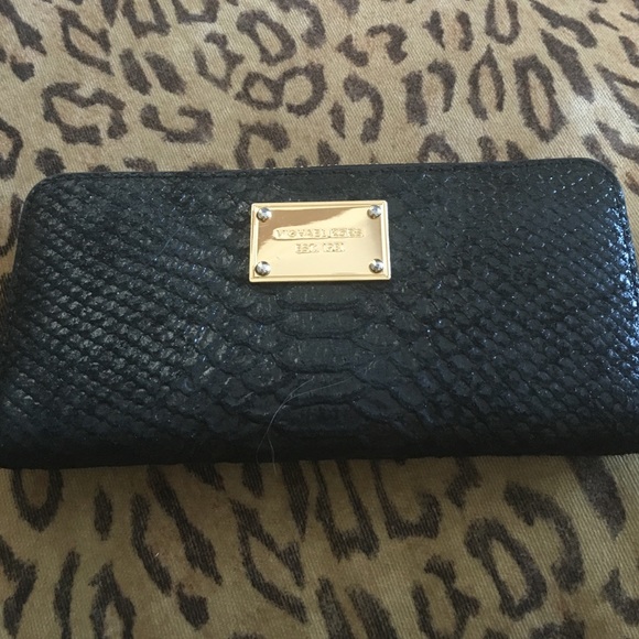 Michael Kors wallet