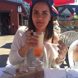 Meet your Posher, Taylor