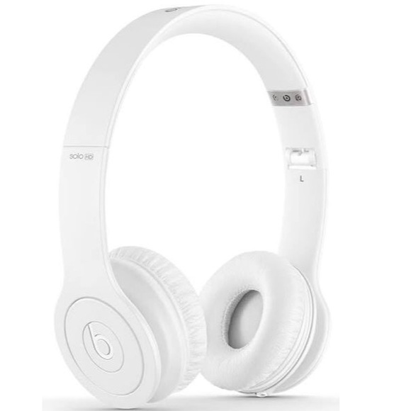 White solo HD beats with detached cord with mic