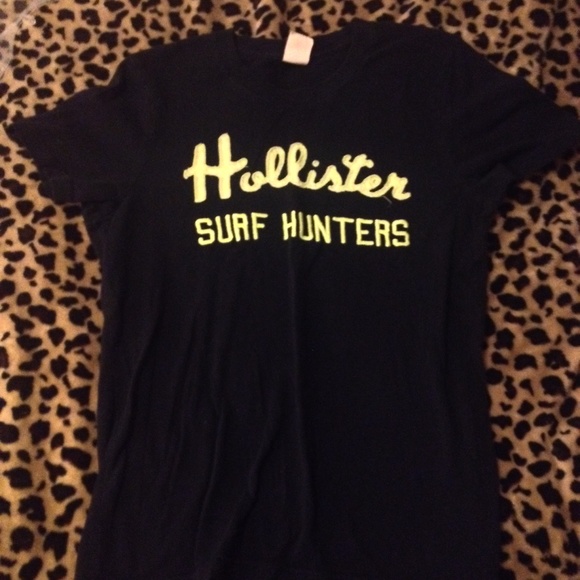 Men's hollister shirt