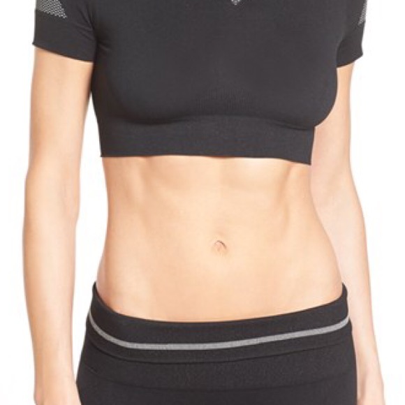 Tops - Ivy park Beyoncé crop top seamless Nwt XL
