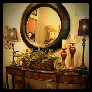 Meet your Posher, Ramirez