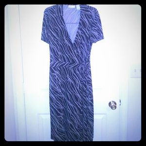 Black & white wrap dress...