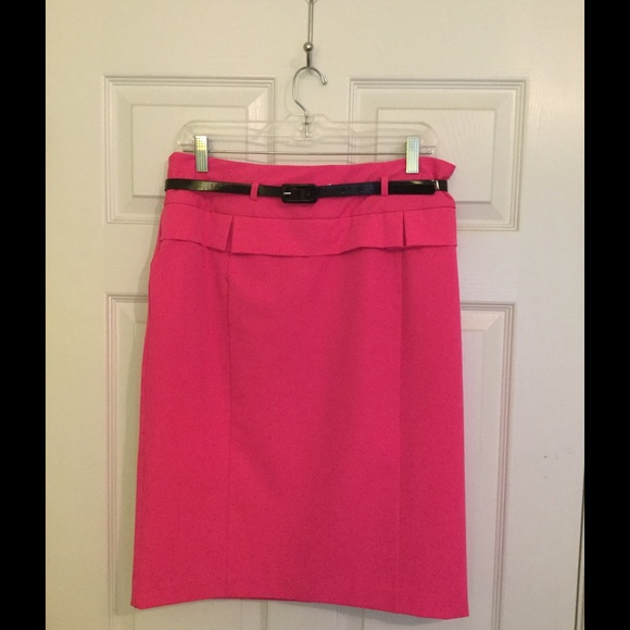 Pink pencil skirt