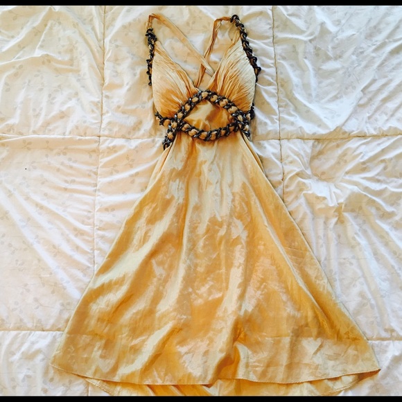 Very Sexy Champagne backless Dress - Picture 2 of 3