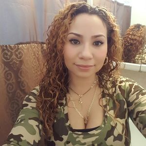 Meet your Posher, Crystal