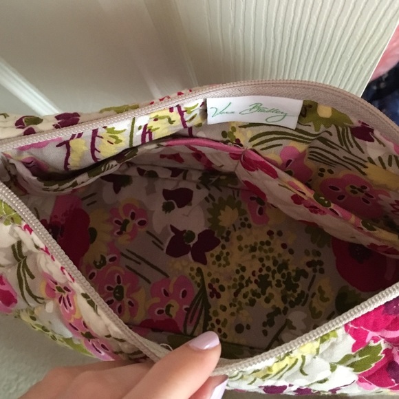 Vera Bradley Purse - Picture 3 of 3