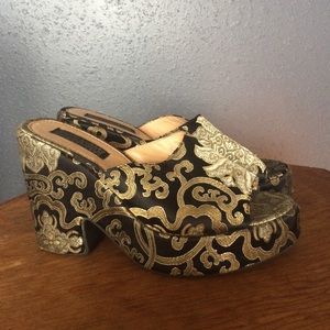 Brocade Deena & Ozzy platform mule slide sandals