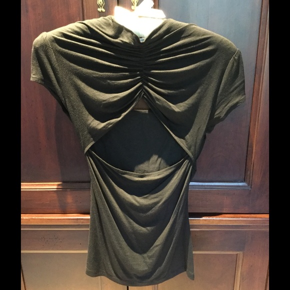 Keyhole top. NWOT. - Picture 2 of 2