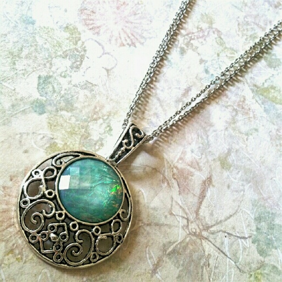 Handmade Jewelry - Aqua Opal Necklace Silver-tone