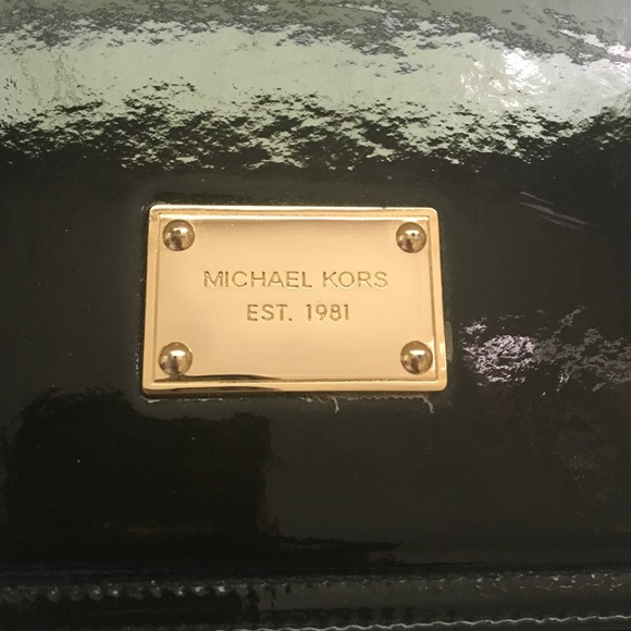 Michael Kors iPad case - Picture 2 of 4