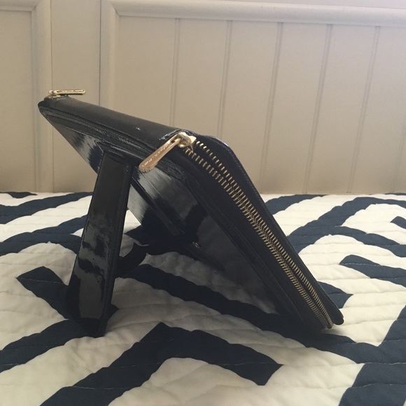 Michael Kors iPad case - Picture 4 of 4