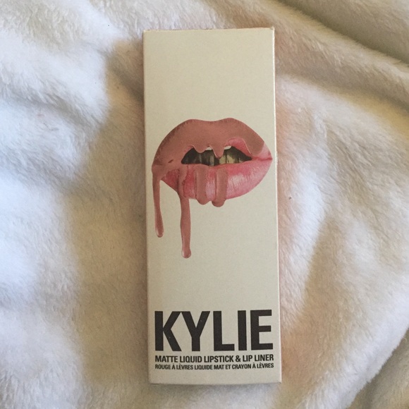 🆕 Listing‼️ Koko K Lip Kit