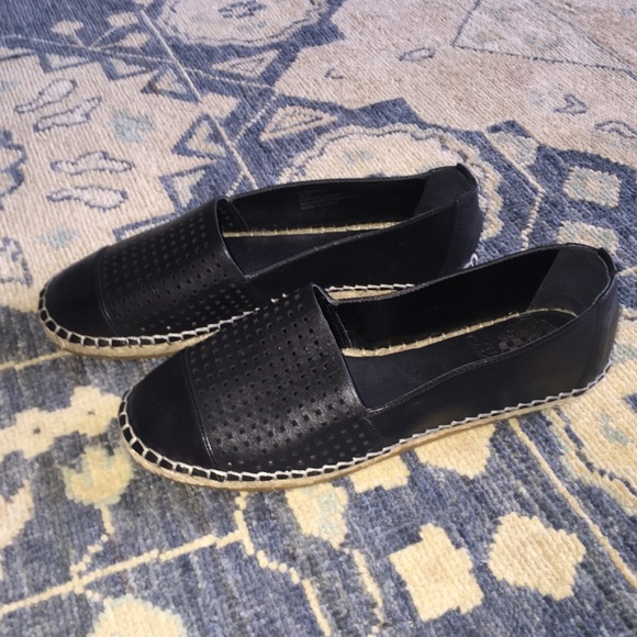 Vince Camuto Espadrilles