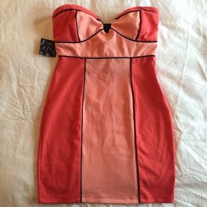 Nasty Gal Strapless Body Con Dress Size S **NEW