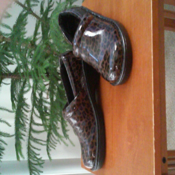BOC LEATHER  SHOES