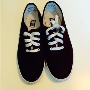 Black Keds